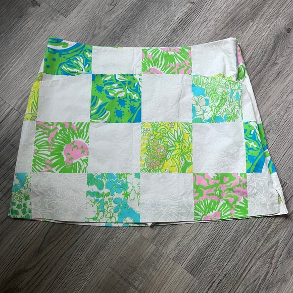 NWT Lilly Pulitzer January Skort resort white lioness patch small Size 6 - Picture 1 of 7